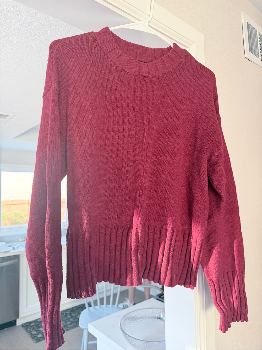 GAP Women's Scoopneck Sweater in Wine